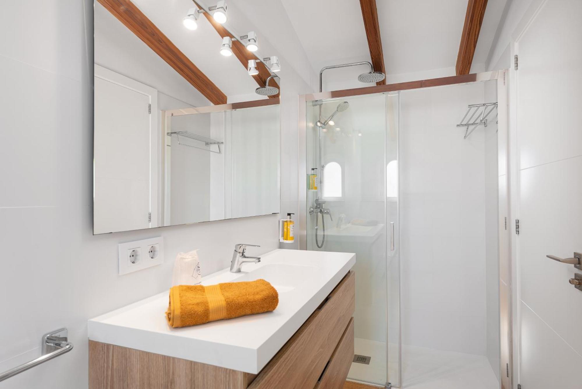 S'embat Sea Views Holiday home