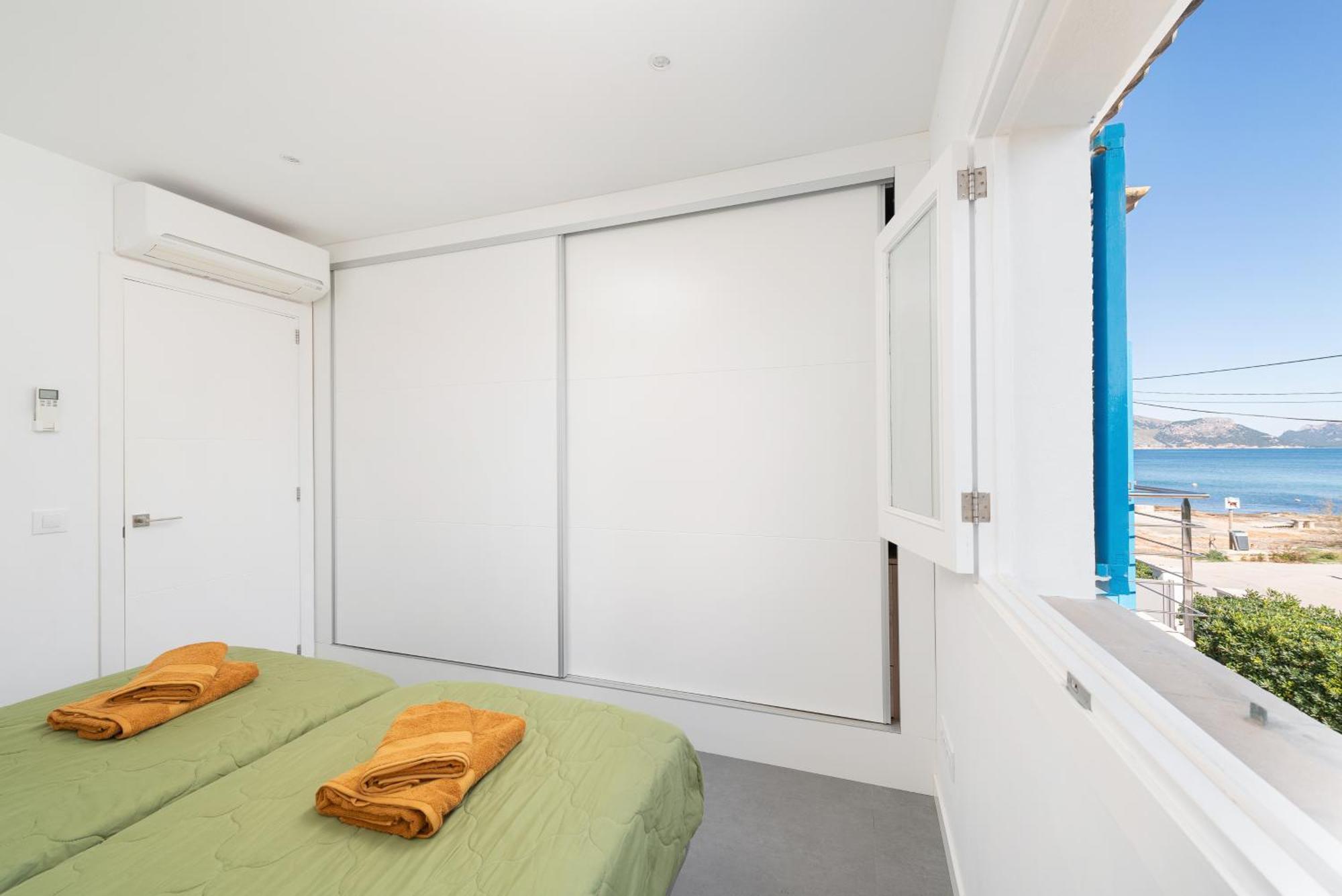 S'embat Sea Views Holiday home